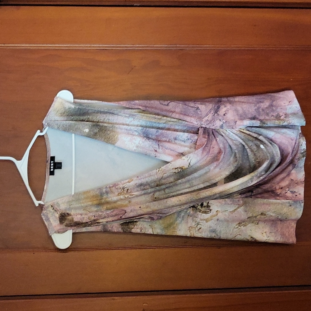 DKNY Shirt Size XL